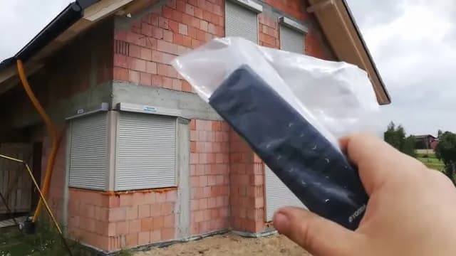 Jak efektywnie stosować akcesoria do podciągania rolet – poradnik i wskazówki Jak efektywnie stosować akcesoria do podciągania rolet – poradnik i wskazówki